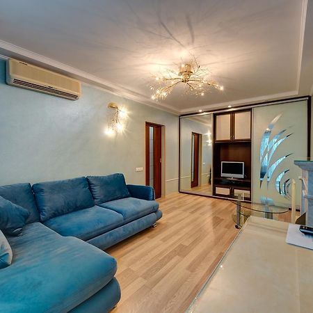 Apartamenty Na Dragomirova 10A Kyjev Exteriér fotografie