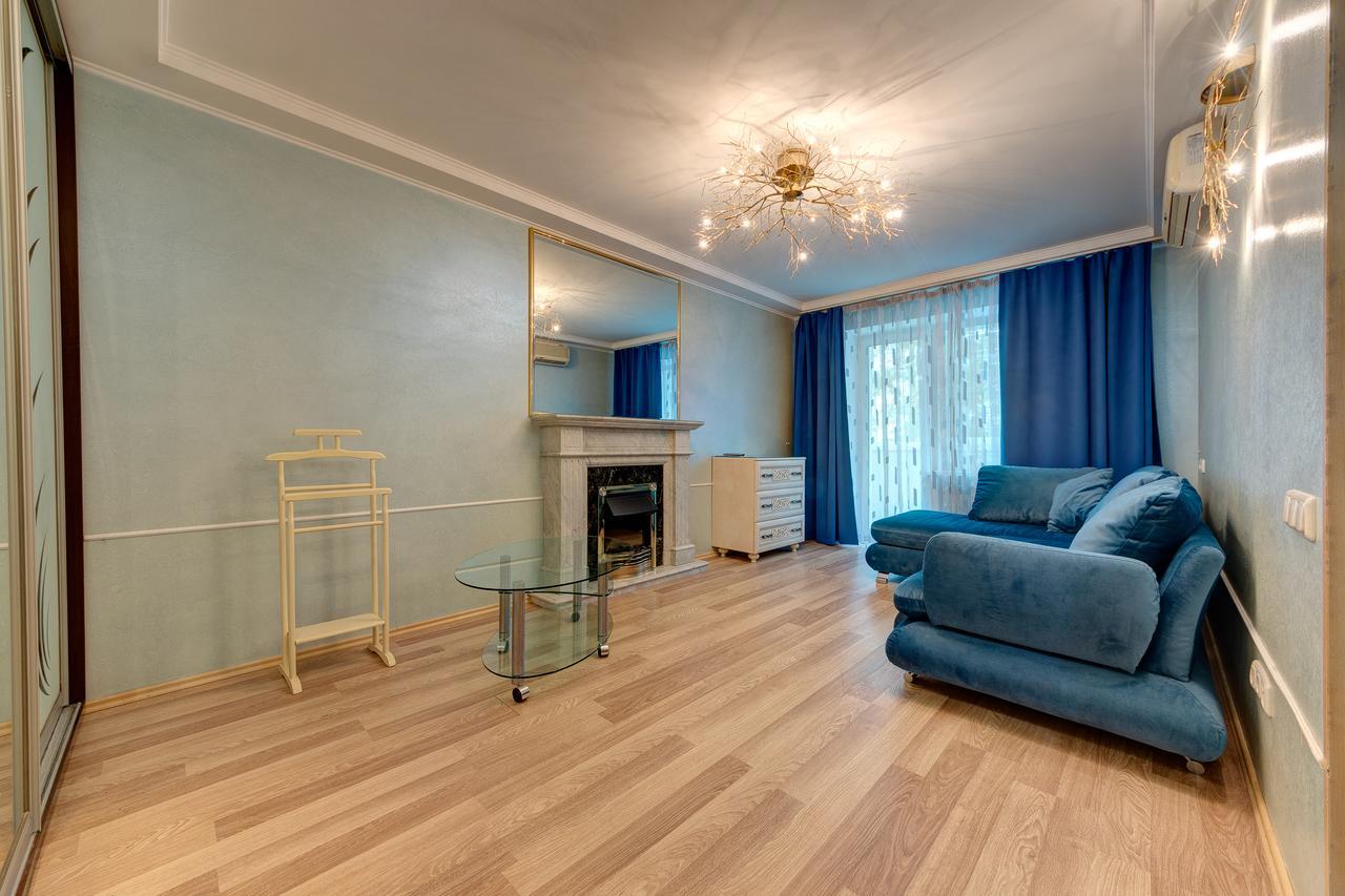 Apartamenty Na Dragomirova 10A Kyjev Exteriér fotografie